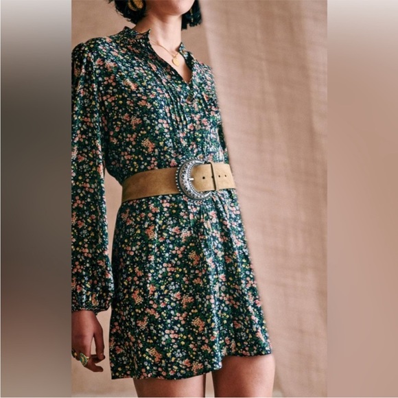 Sezane Dresses & Skirts - NWT Sézane Sorbal Dress in Marine Garden sz36/us4
